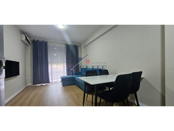 Tirane, jepet me qera apartament 1+1+Ballkon Kati 1, 65 m² 600 € (Islam Alla)