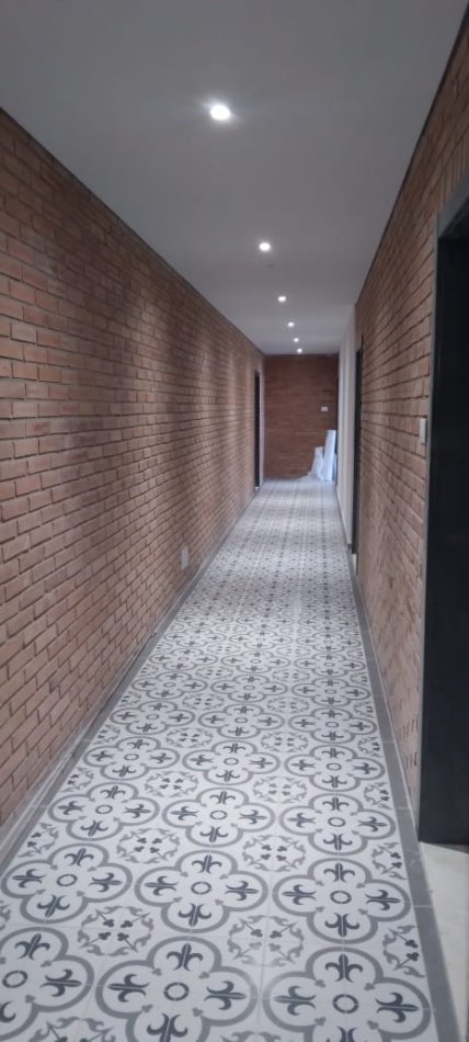 Tirane, jepet me qera apartament 1+1 Kati 9, 65 m² 300 € (Misto Mame)