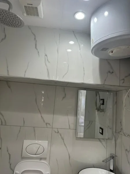 Tirane, jepet me qera zyre Kati 0, 30 m² 400 € 