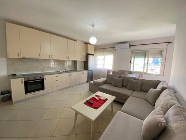 Tirane, jepet me qera apartament 3+1+Aneks+Ballkon Kati 2, 134 m² 600 € (Jordan Misja)