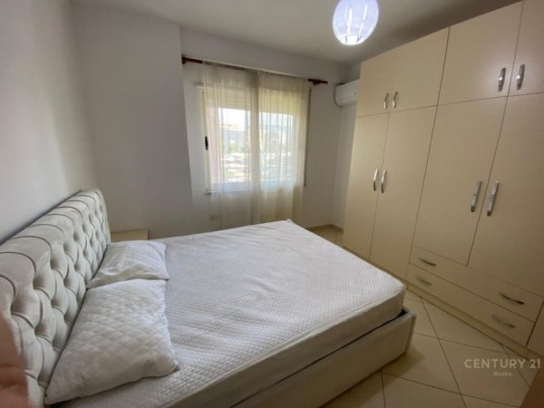 Tirane, jepet me qera apartament 3+1+Aneks+Ballkon Kati 2, 134 m² 600 € (Jordan Misja)
