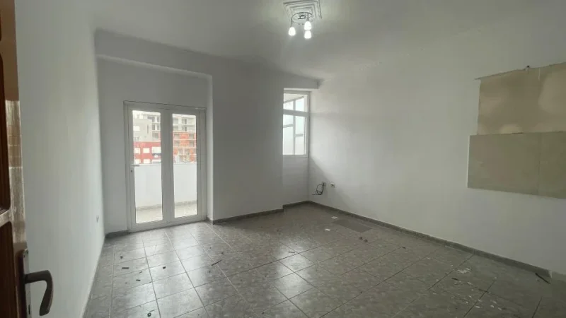 Tirane, shitet apartament 2+1+Ballkon Kati 6, 88 m² 120.000 € (Rruga Bardhyl , Brryli)