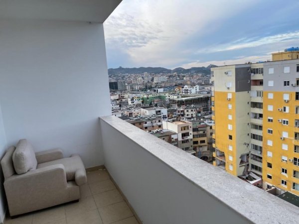 Durres, jepet me qera apartament 2+1+Ballkon Kati 11, 115 m² 350 € (Shkolla Pavaresia, Durres)