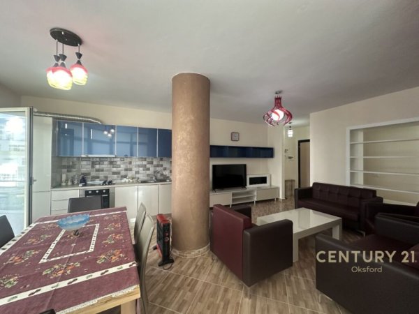 Tirane, jepet me qera apartament 2+1+Ballkon Kati 3, 117 m² 430 € (Rruga Muhamed Deliu)