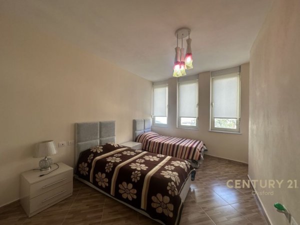 Tirane, jepet me qera apartament 2+1+Ballkon Kati 3, 117 m² 430 € (Rruga Muhamed Deliu)
