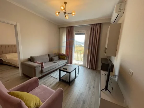 Tirane, jepet me qera 1+1 Kati 2, 74 m² 680 € (Rose Garden Residence)