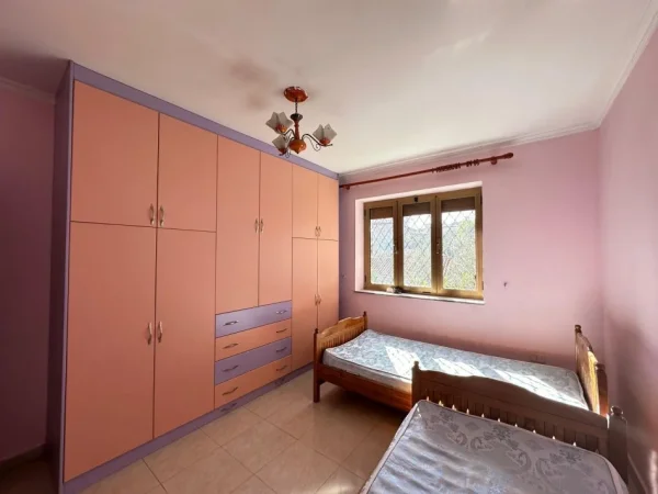 Tirane, shitet apartament 1+1 Kati 2, 56 m² 119.000 € (Rruga e Elbasanit)