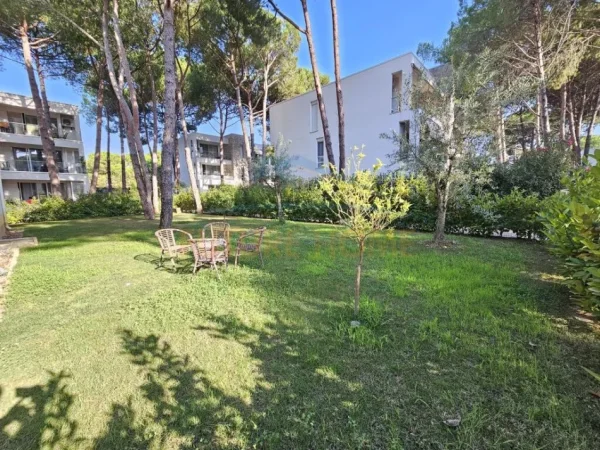 Durres, shitet apartament 2+1 Kati 0, 450 m² 320.000 € (San Pietro,Gjiri I Lalzit)