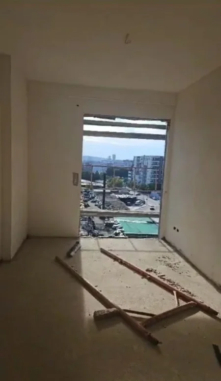 Tirane, shitet apartament 2+1 , 111 m² (Porcelan)