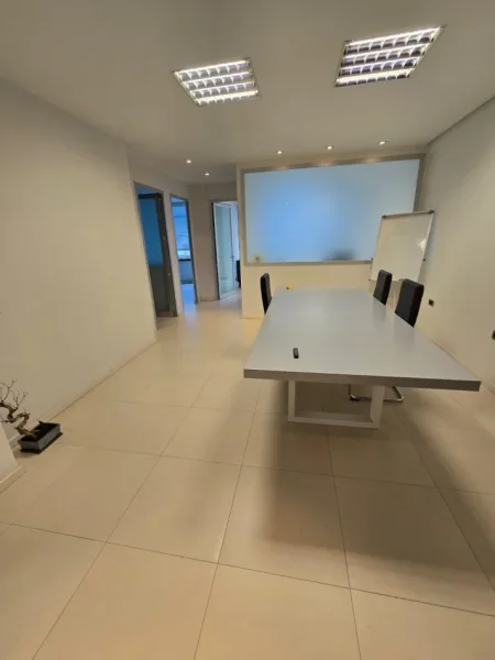 Tirane, shitet ambjent biznesi Kati 2, 91 m² 340.000 €