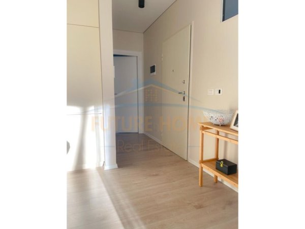 Durres, shitet apartament 2+1+Ballkon Kati 0, 170 m² 300.000 € (SAN PIETRO,GJIRI I LALZIT)
