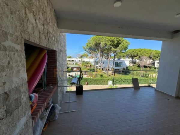 Durres, shitet apartament 1+1 Kati 2, 89 m² 206.000 € (SAN PIETRO,GJIRI I LALZIT)