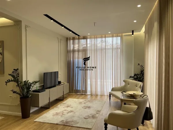 Tirane, jepet me qera apartament 3+1 Kati 1, 110 m² 950 € (SELITE)