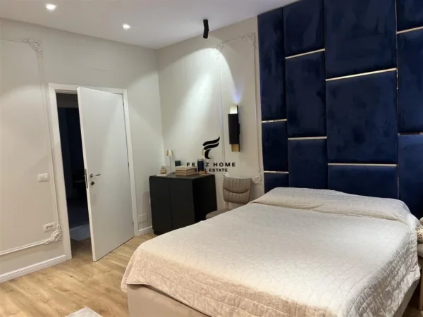 Tirane, jepet me qera apartament 3+1 Kati 1, 110 m² 950 € (SELITE)