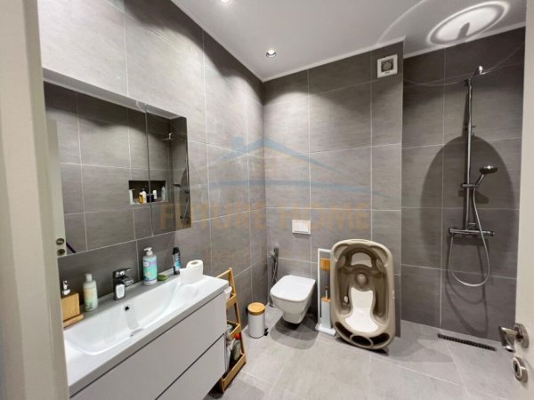 Durres, shitet apartament 2+1 Kati 0, 82 m² 230.000 € (SAN PIETRO,GJIRI I LALZIT)