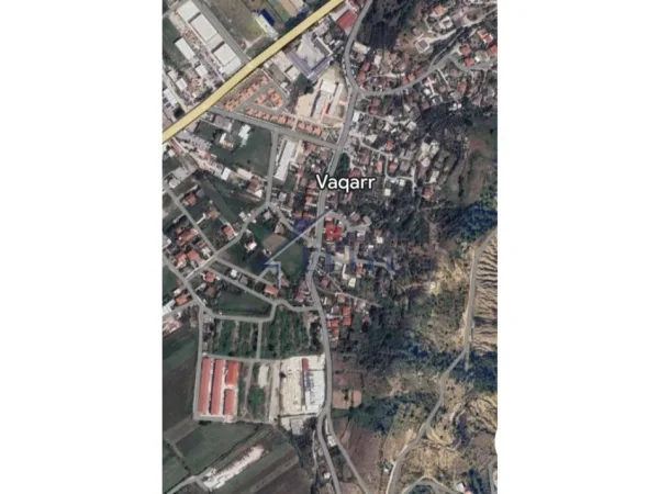 Tirane, shitet toke , 1.500 m² 50.000 € (Vaqarr)
