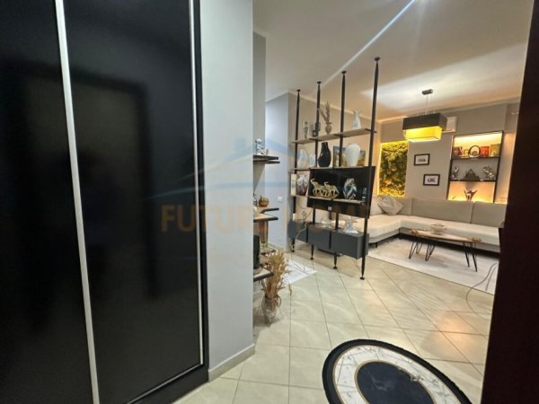 Durres, shitet apartament 2+1 Kati 3, 103 m² 130.000 € (SPITALI RAJONAL,DURRES)