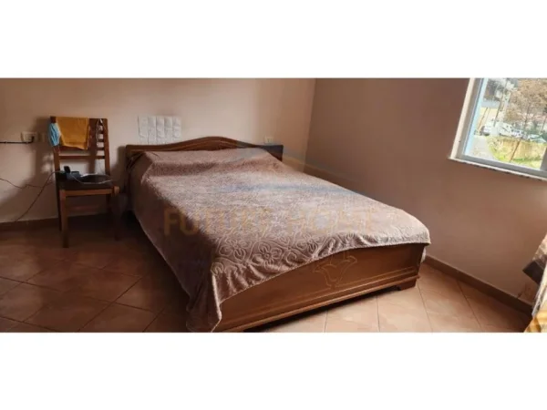 Tirane, shitet apartament 2+1 Kati 1, 75 m² 83.000 € (Fresku)