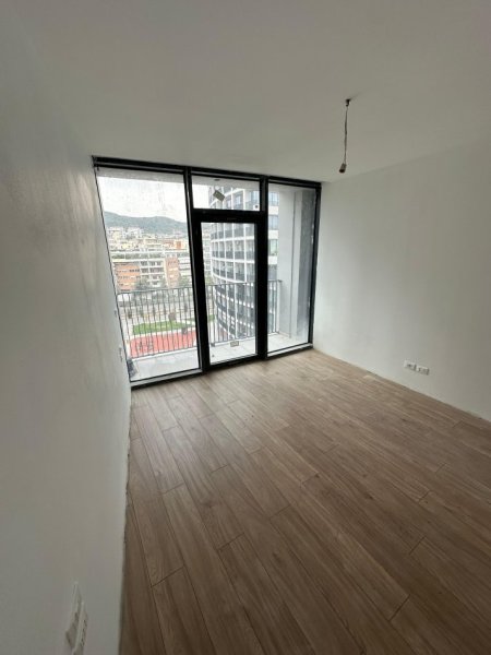 Tirane, jepet me qera zyre Kati 4, 70 m² 700 € (Lake View Residence , Liqeni Artificial)