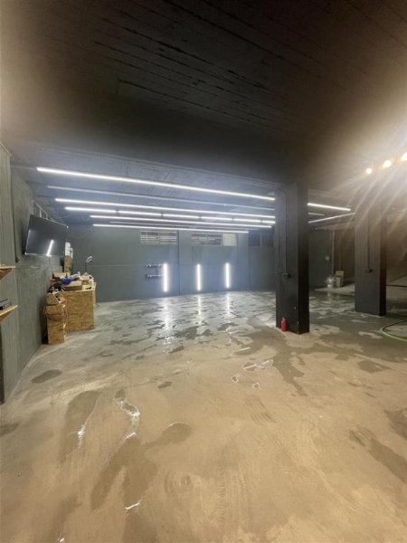 Tirane, jepet me qera magazine Kati 0, 130 m² 700 € (SABAUDIN GABRANI)