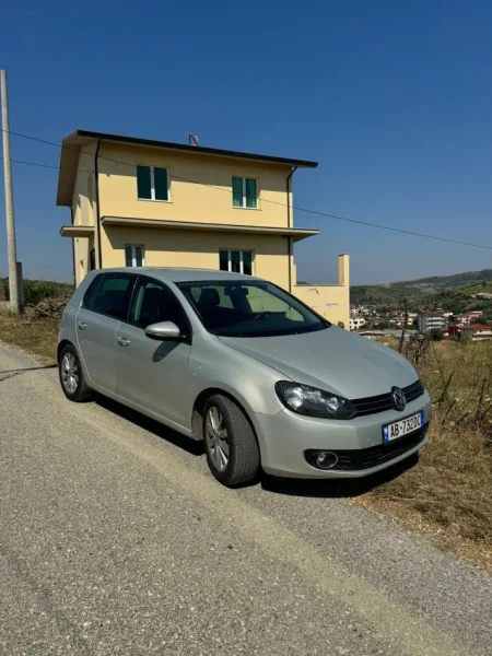 Lushnje, shes makine Volkswagen Benzin+Gaz, gri metalizato manuale Klima 6.000 €