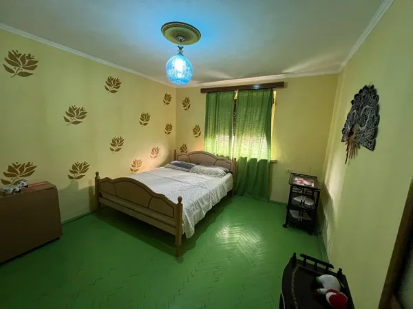 Shkoder, shitet apartament 2+1 , 60.000 € (Rus, shkoder)