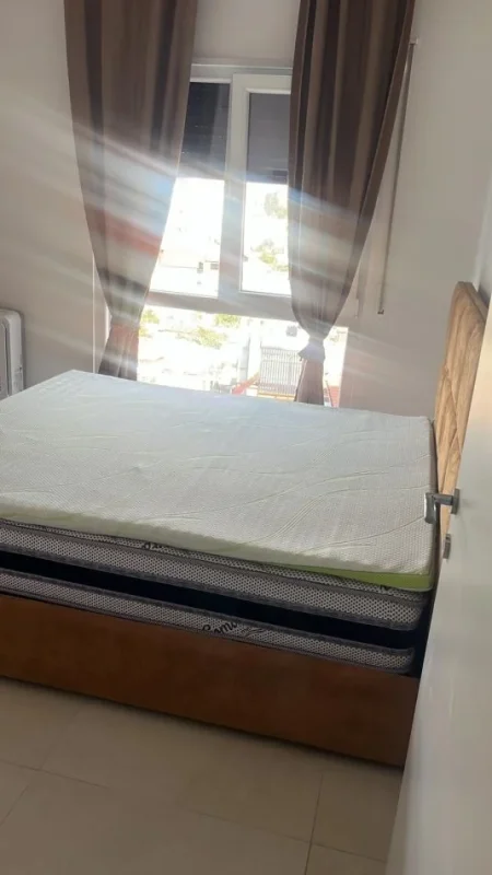 Tirane, jepet me qera apartament 1+1 Kati 4, 72 m² 550 € (xhamllik)