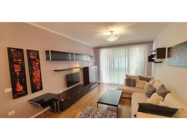 Tirane, jap me qera apartament 2+1 , 110 m² 750 € (Komuna e Parisit)