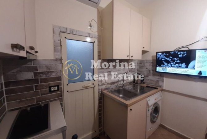 Tirane, jepet me qera garsonier Kati 2, 27 m² 380 € (5 Maji)