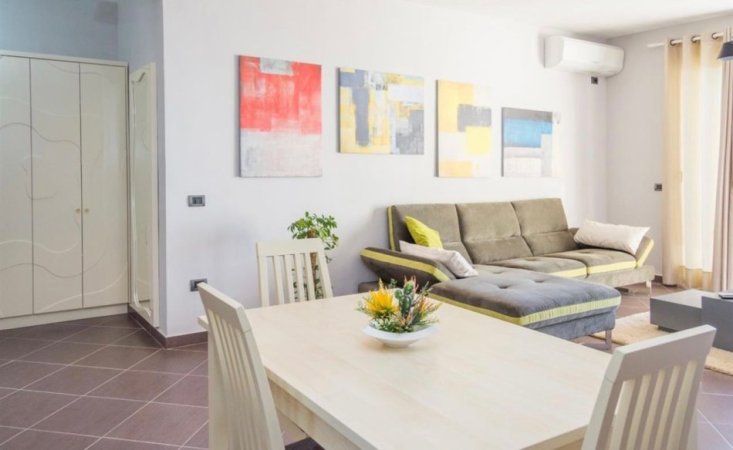 Tirane, jepet me qera apartament Dublex Kati 1, 1.000 m² 1.000 € (Kodra diellit)