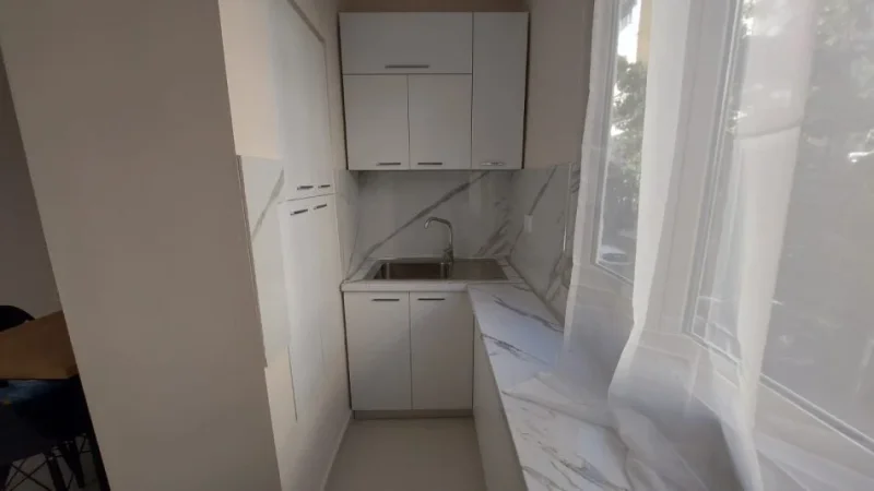 Tirane, jepet me qera apartament 2+1 Kati 1, 65 m² 600 € (Vasil Shanto)