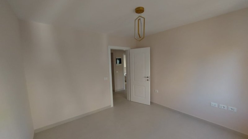 Tirane, jepet me qera apartament 2+1 Kati 1, 65 m² 600 € (Vasil Shanto)