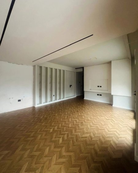 Tirane, shitet apartament 2+1 , 105 m² 179.000 € (Zgjatimi)