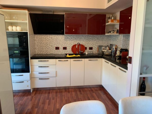 Tirane, shitet apartament 3+1 , 133 m² 230.000 € (Kodra e Diellit 1)