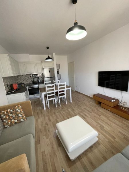 Tirane, jepet me qera apartament 2+1 Kati 8, 80 m² 550 € (Astir)