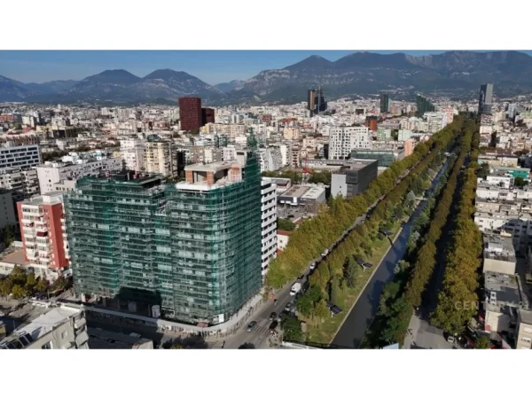 Tirane, shes apartament 1+1+Aneks+Ballkon Kati 3, 71 m² 175.000 € (Corner residence)