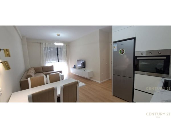 Tirane, jepet me qera apartament 2+1+Aneks+Ballkon Kati 5, 100 m² 600 € (Asl 2)