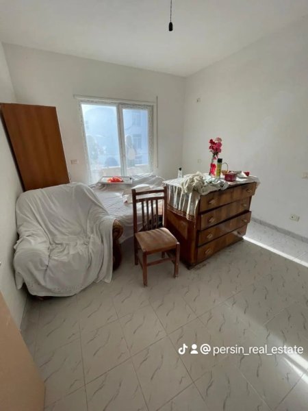Shkembi Kavajes, shitet apartament 1+1+Ballkon Kati 4, 70 m² 65.000 € (Shkembi I kavajes)