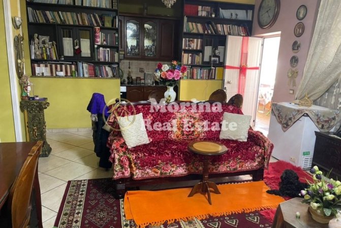 Tirane, jepet me qera shtepi 3+1 Kati 3, 90 m² 600 € (Ish Fusha Aviacionit)