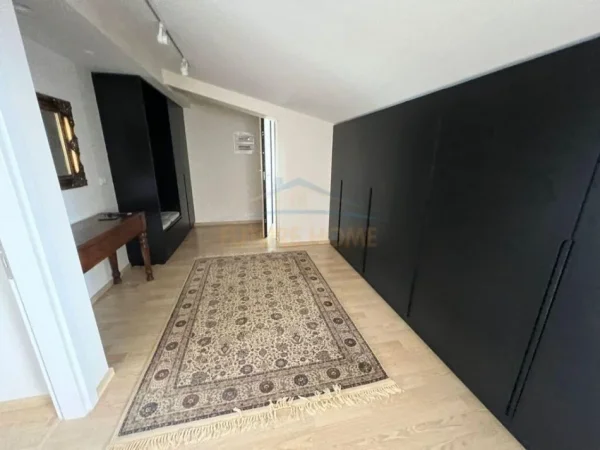 Tirane, shitet apartament 2+1+Ballkon Kati 2, 126 m² 420.000 € (TEG Long Hill)