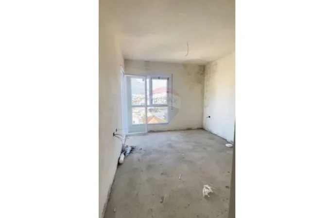 Tirane, shitet apartament 2+1+Aneks+Ballkon Kati 7, 107 m² 137.000 € (rruga 5 maj)