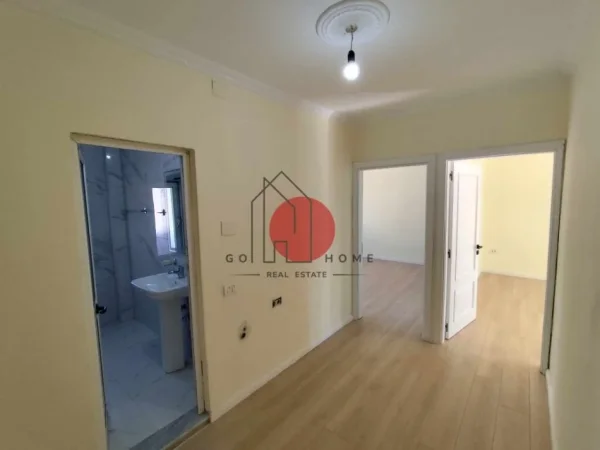 Tirane, shitet apartament 1+1 Kati 5, 57 m² 82.000 € (Rruga Ali Demi)