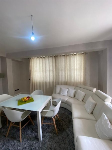Durres, shitet apartament 3+1+Ballkon Kati 3, 165 m² (Lagja 16)