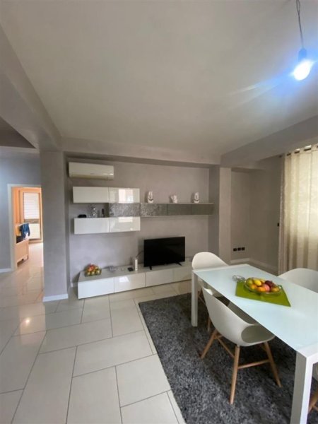 Durres, shitet apartament 3+1+Ballkon Kati 3, 165 m² (Lagja 16)