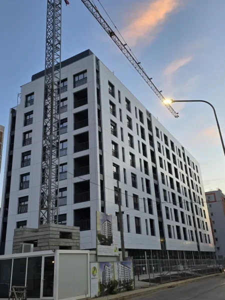 Tirane, shitet apartament 1+1+Ballkon Kati 7, 67 m² 117000 € (Bulevardi i Ri)