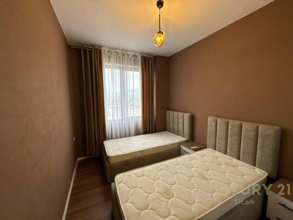 Tirane, jepet me qera apartament 2+1+Aneks+Ballkon Kati 9, 90 m² 700 € (Don bosko)
