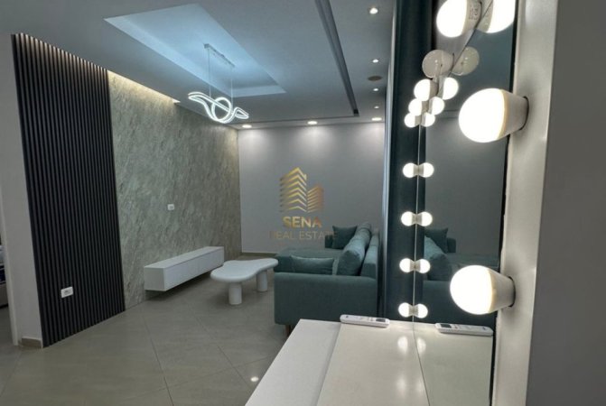 Tirane, jepet me qera shtepi 1+1 Kati 2, 70 m² 500 € (Rrugica Isuf Balta)