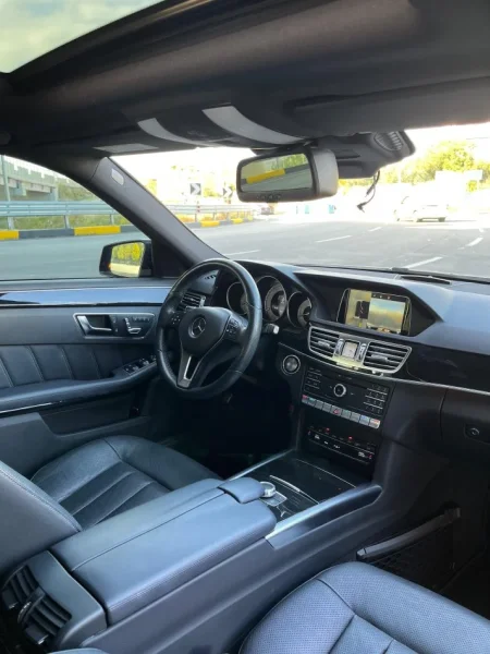 Tirane, shitet makine Mercedes Benz Nafte, e zeze automatik Kondicioner 150.000 km 18.500 €