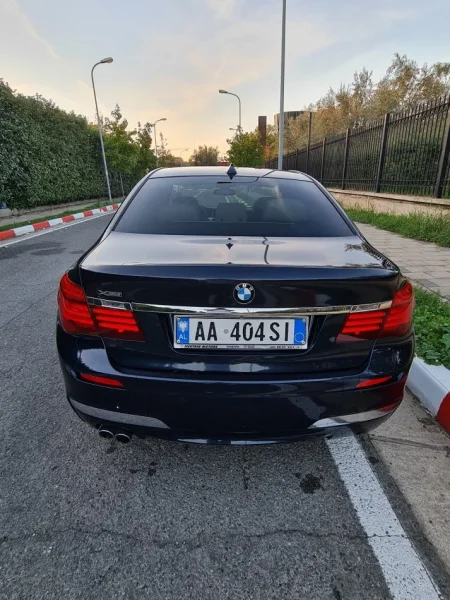 Urgjent!!! Tirane, shes BMW Seria 730D XDrive, viti 2015, 17.999 € i diskutueshem
