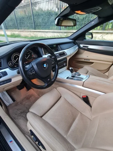 Urgjent!!! Tirane, shes BMW Seria 730D XDrive, viti 2015, 17.999 € i diskutueshem